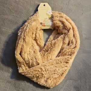 Life Is Beautiful Luxurious Tan Faux Fur Infinity Scarf